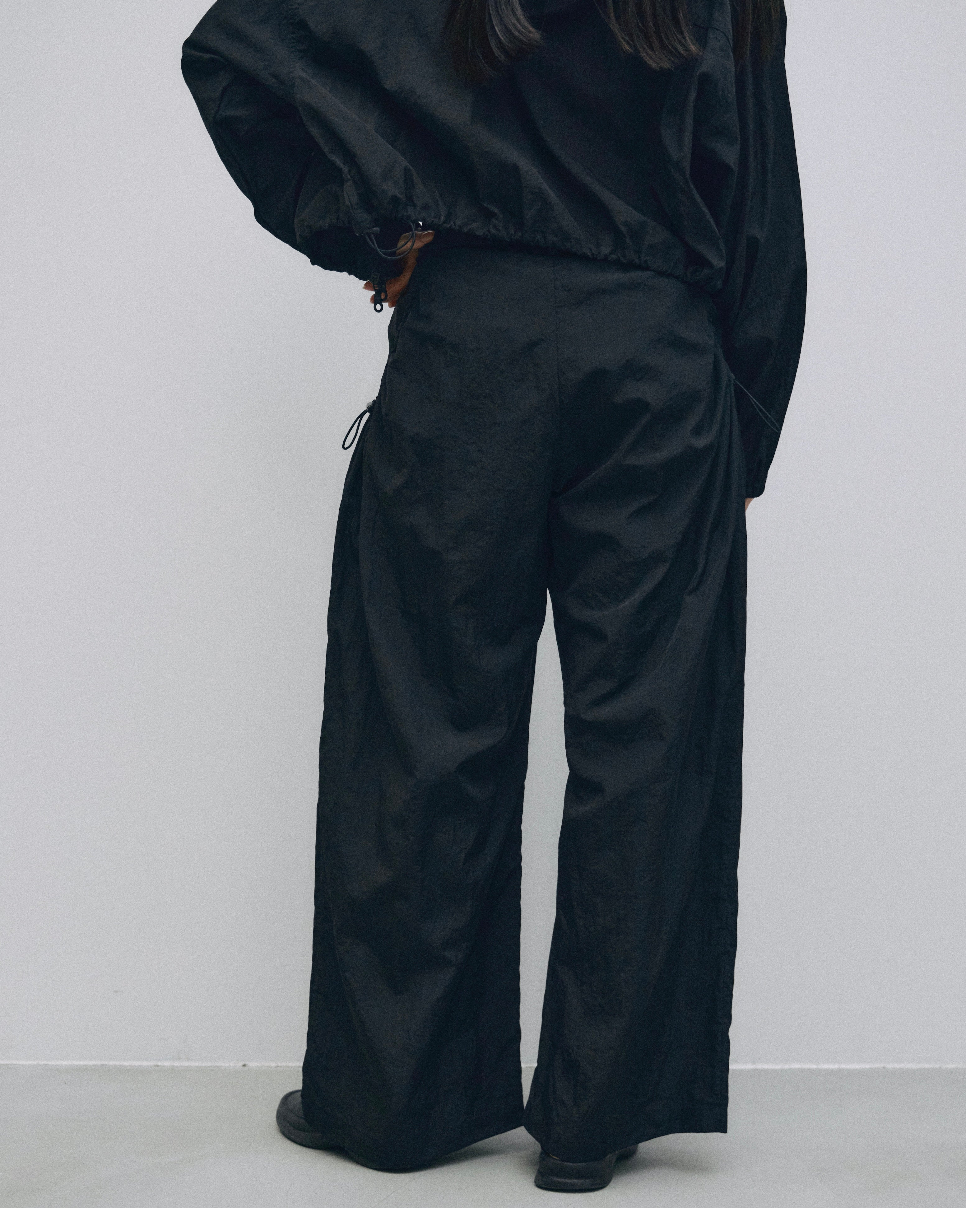 ジゼルフ jself ナイロンタフタ パンツ ブラック Nylon Taffeta Pants