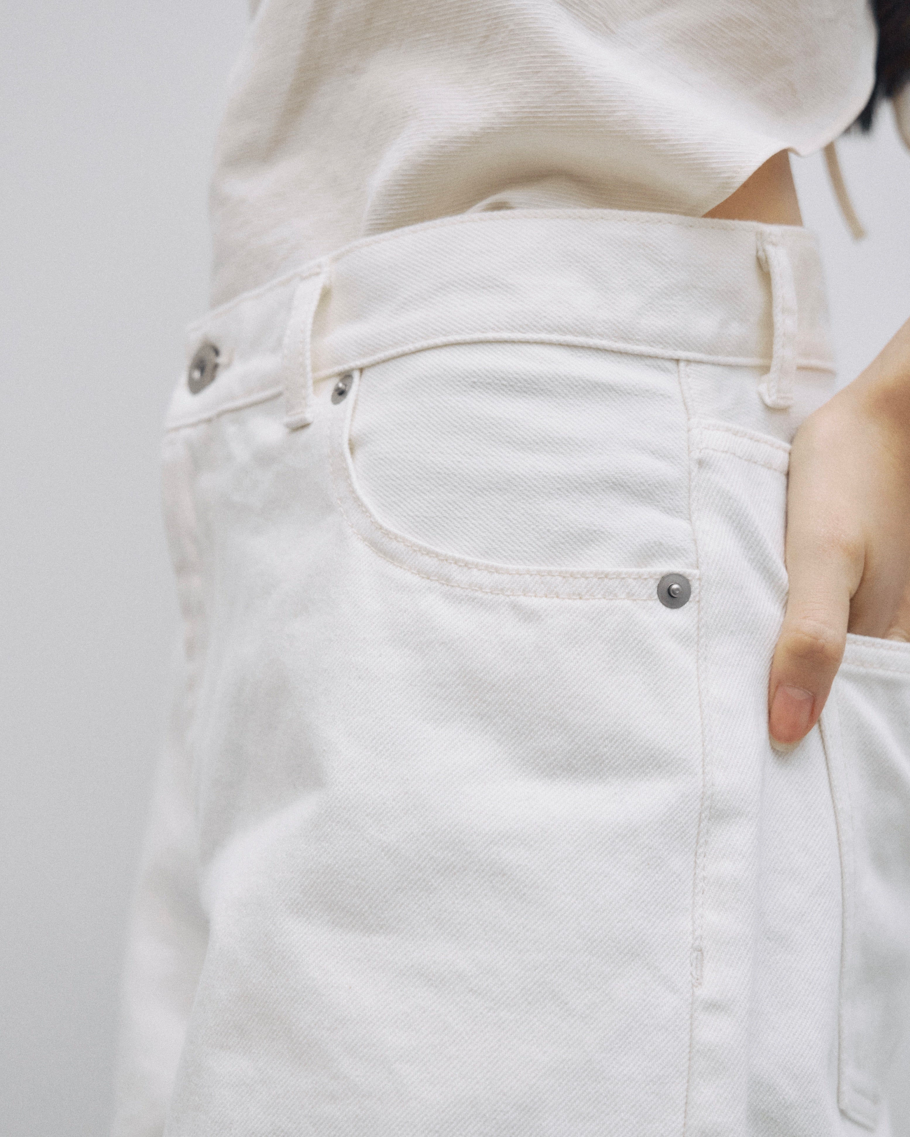 値下げ！JSELF Wide Loose Denim White ［25］ Wide Loose Denim – JSELF