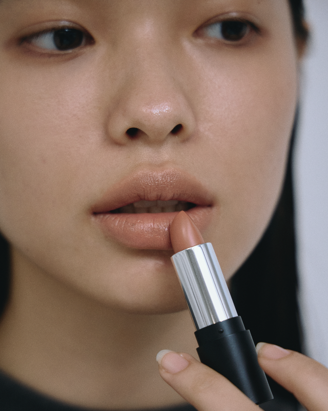 JSELF × soel LIVING-OIL LIP STICK 002 JSELF × soel LIVING-OIL LIP STICK 002