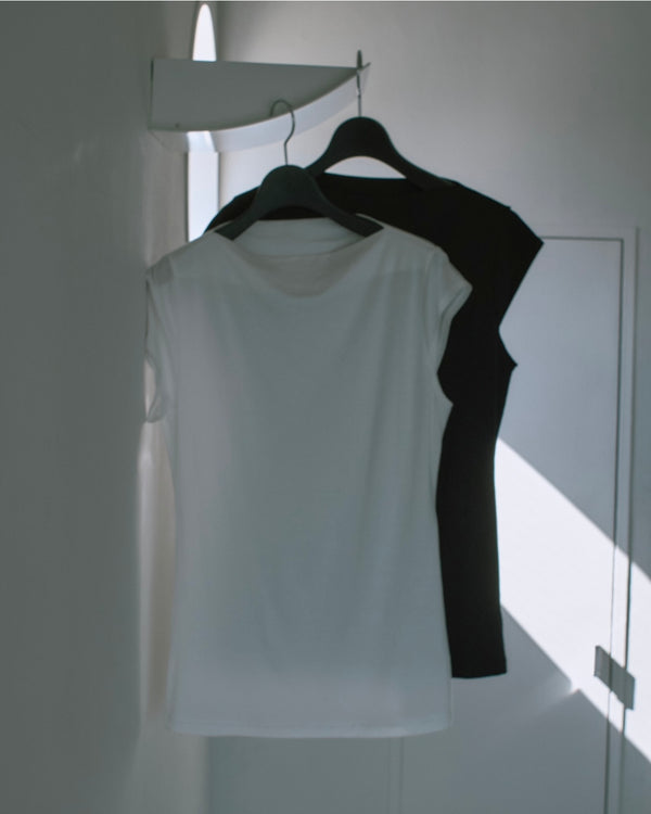 Asymmetry Tops